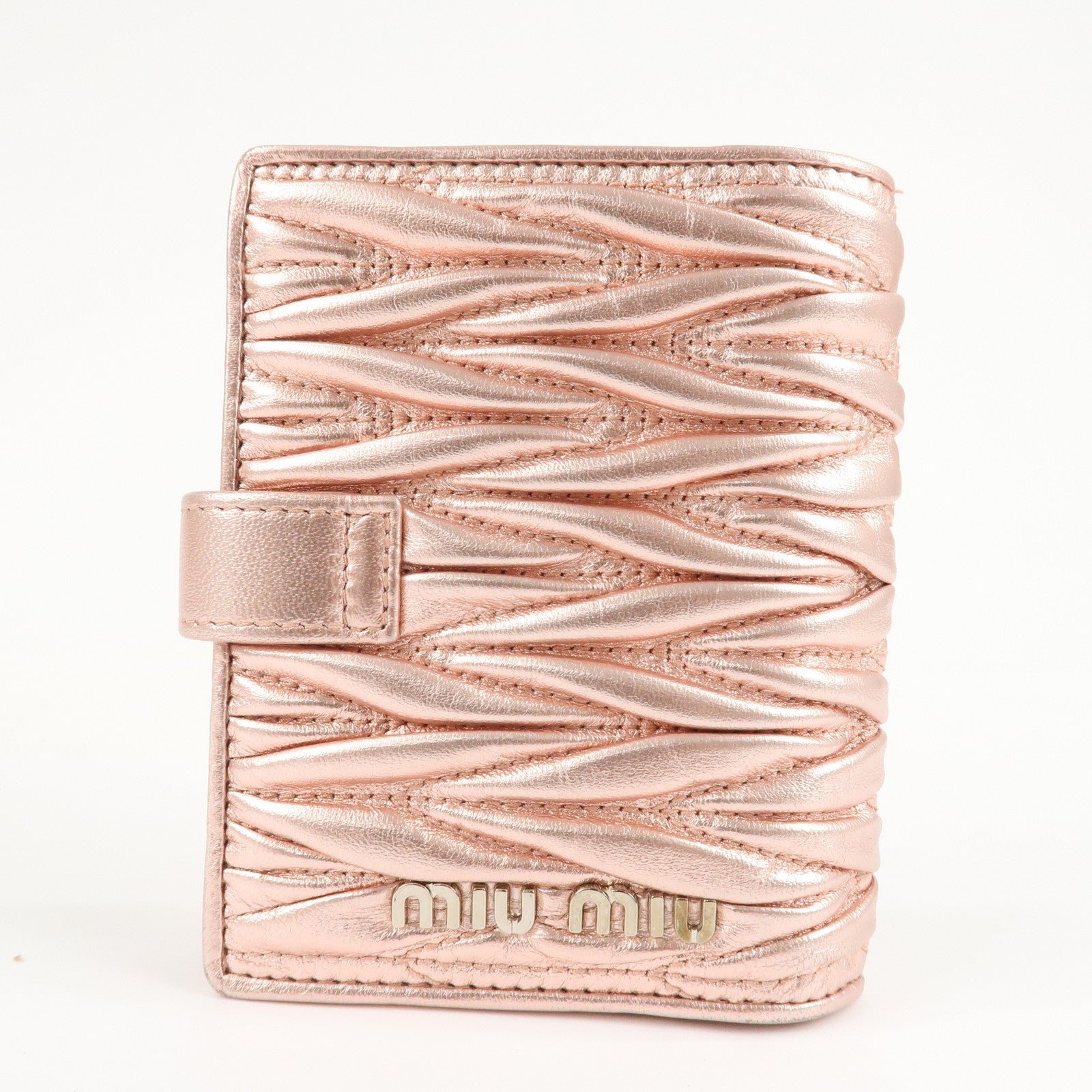 miu miu matelasse leather bi fold wallet metalic pink 5mv016 used miu miu matelasse leather bi fold wallet metalic pink 5mv016 used