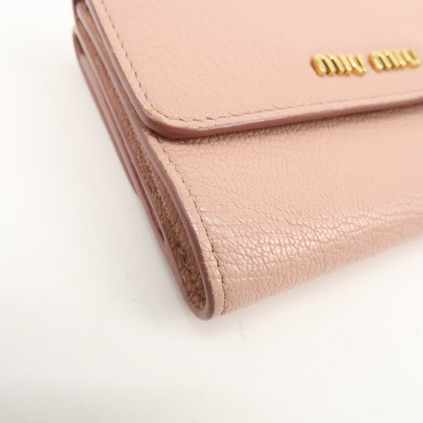 miu miu leather double hook bi fold wallet pink gold hardware used miu miu leather double hook bi fold wallet pink gold hardware used
