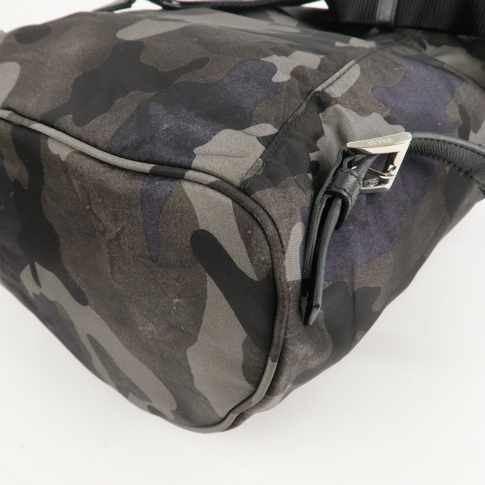 prada triangle logo nylon camouflage backpack ruck sack bz0032 prada triangle logo nylon camouflage backpack ruck sack bz0032