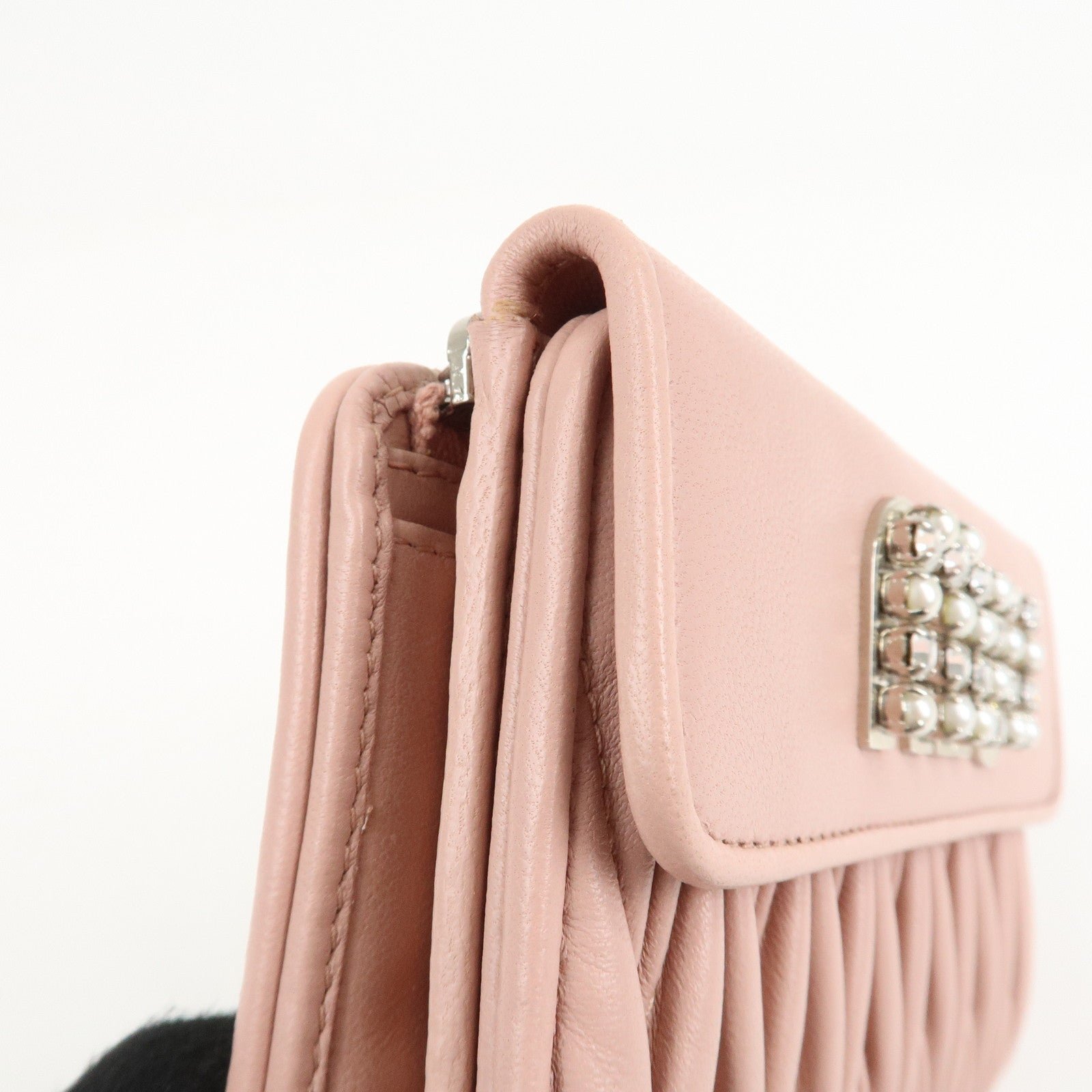 miu miu matelasse leather tri fold wallet pink used miu miu matelasse leather tri fold wallet pink used
