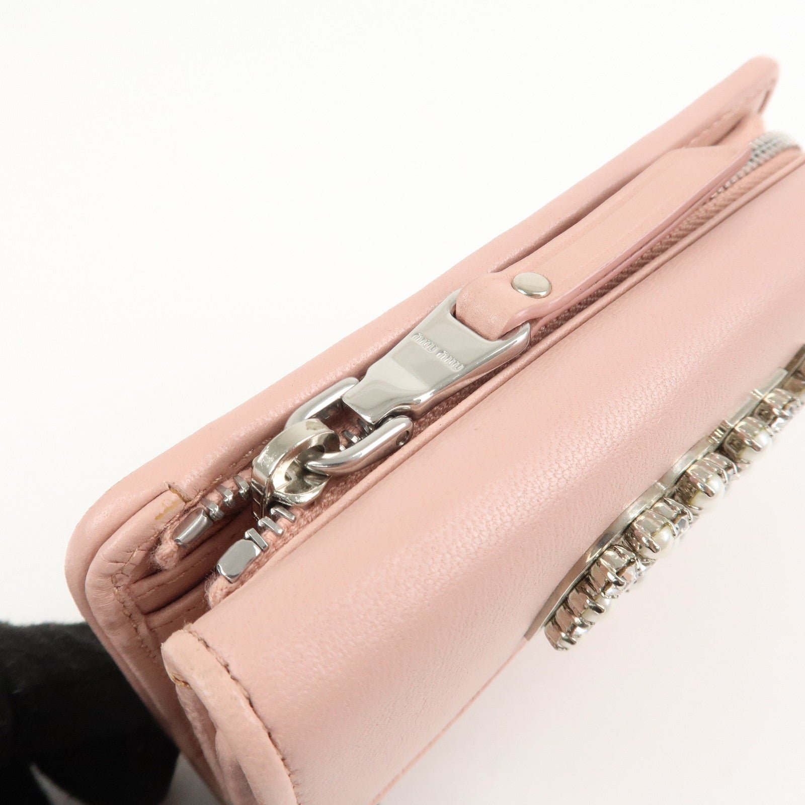 miu miu matelasse leather tri fold wallet pink used miu miu matelasse leather tri fold wallet pink used