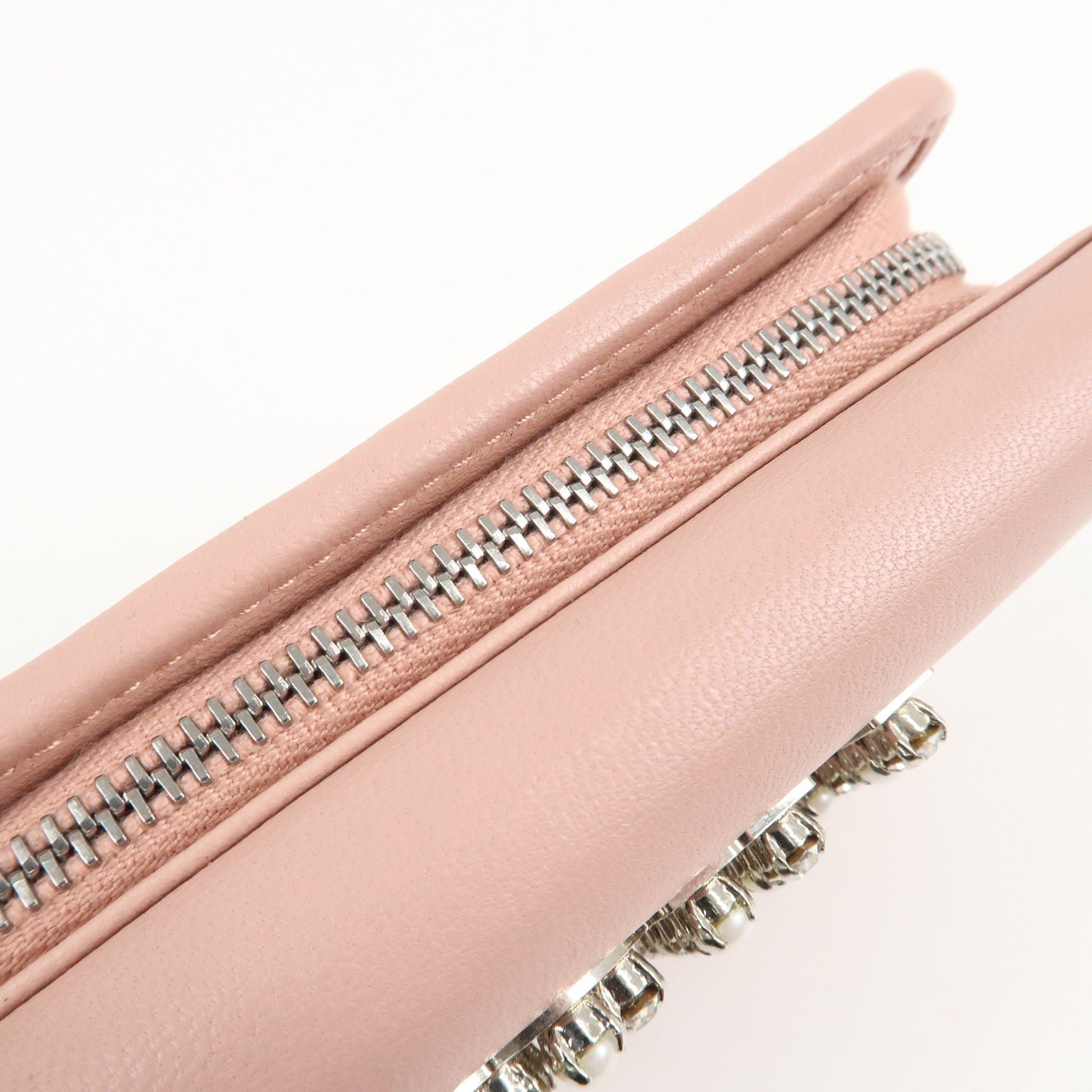 miu miu matelasse leather tri fold wallet pink used miu miu matelasse leather tri fold wallet pink used