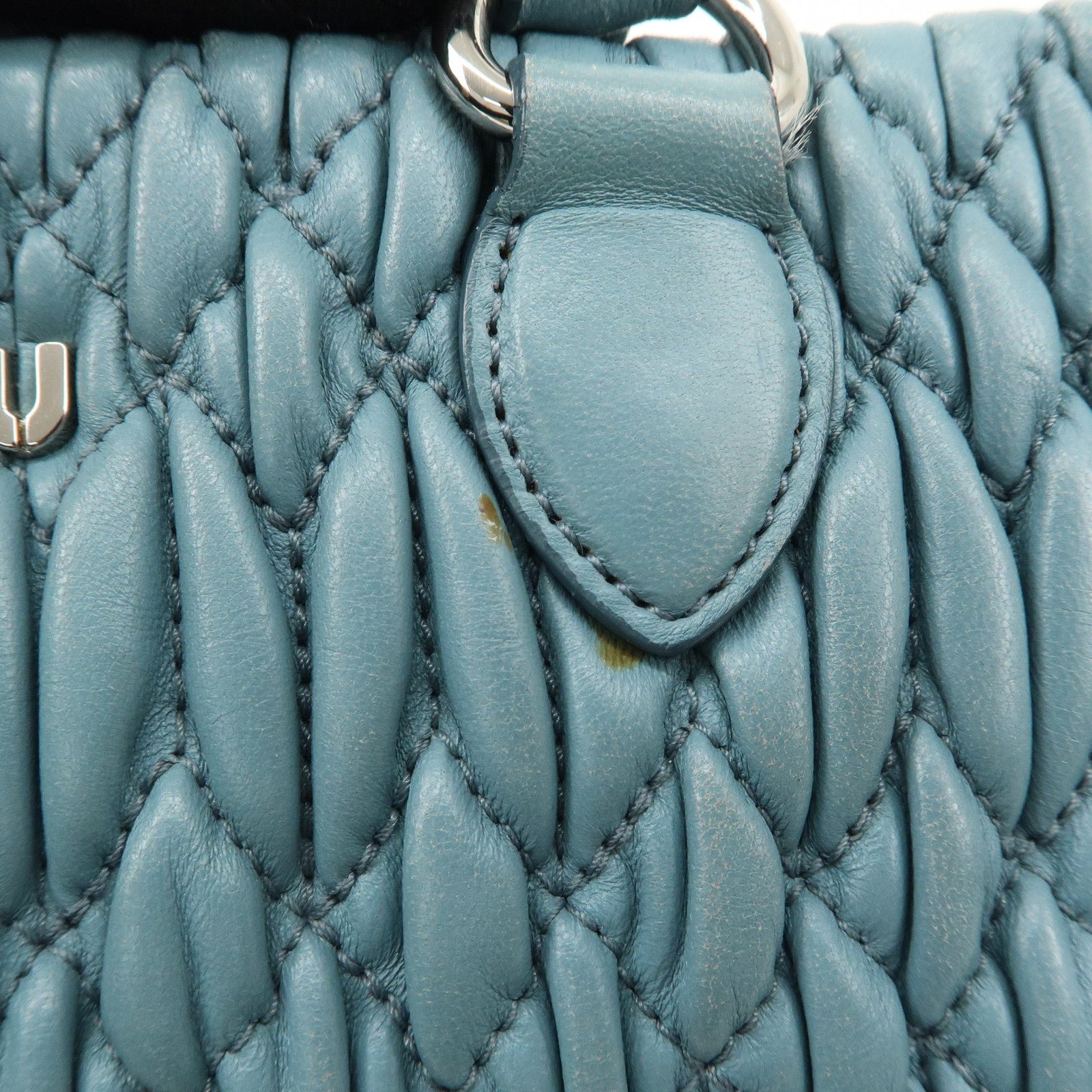 miu miu matelasse nappa crystal leather 2way bag rn0958 used miu miu matelasse nappa crystal leather 2way bag rn0958 used