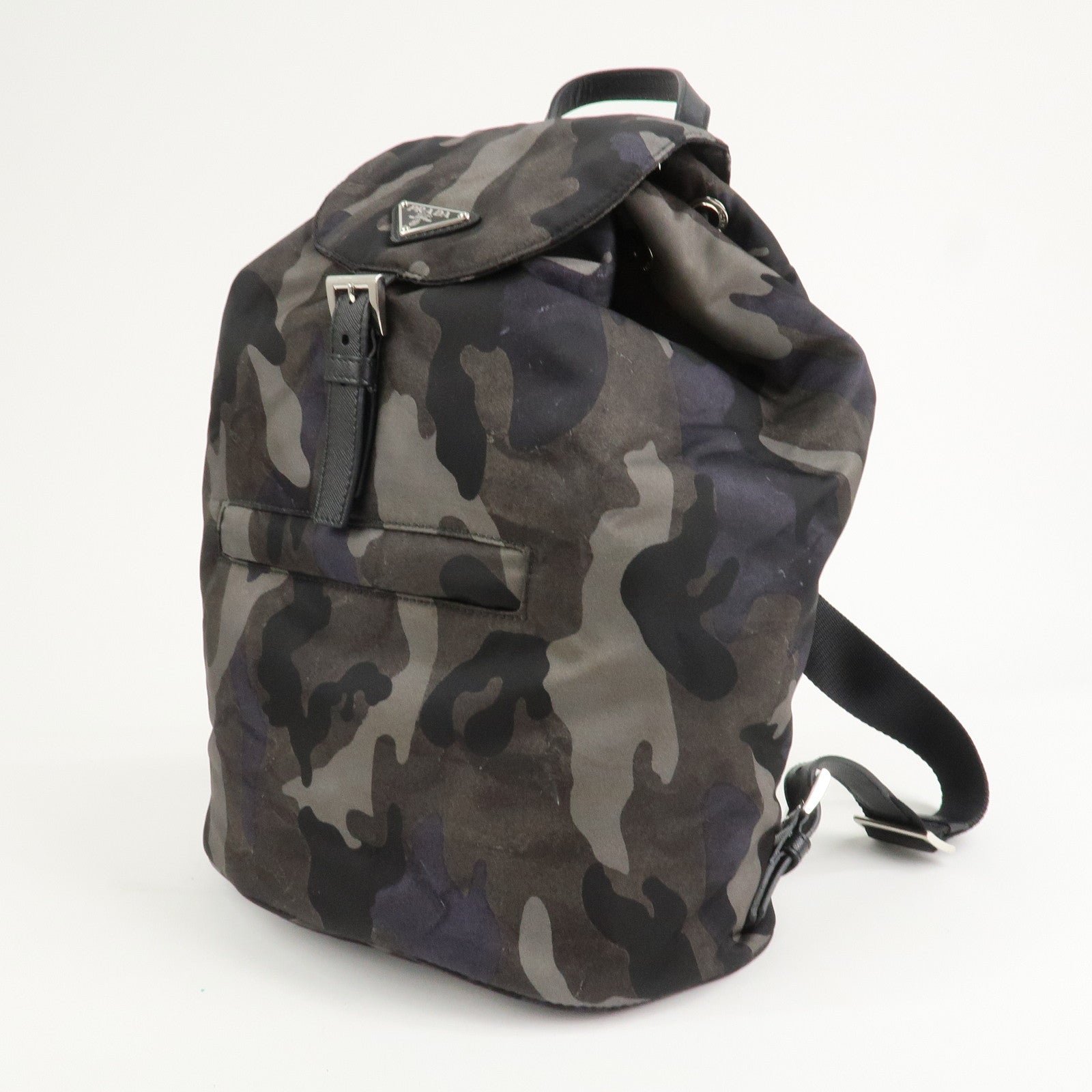 prada triangle logo nylon camouflage backpack ruck sack bz0032 prada triangle logo nylon camouflage backpack ruck sack bz0032