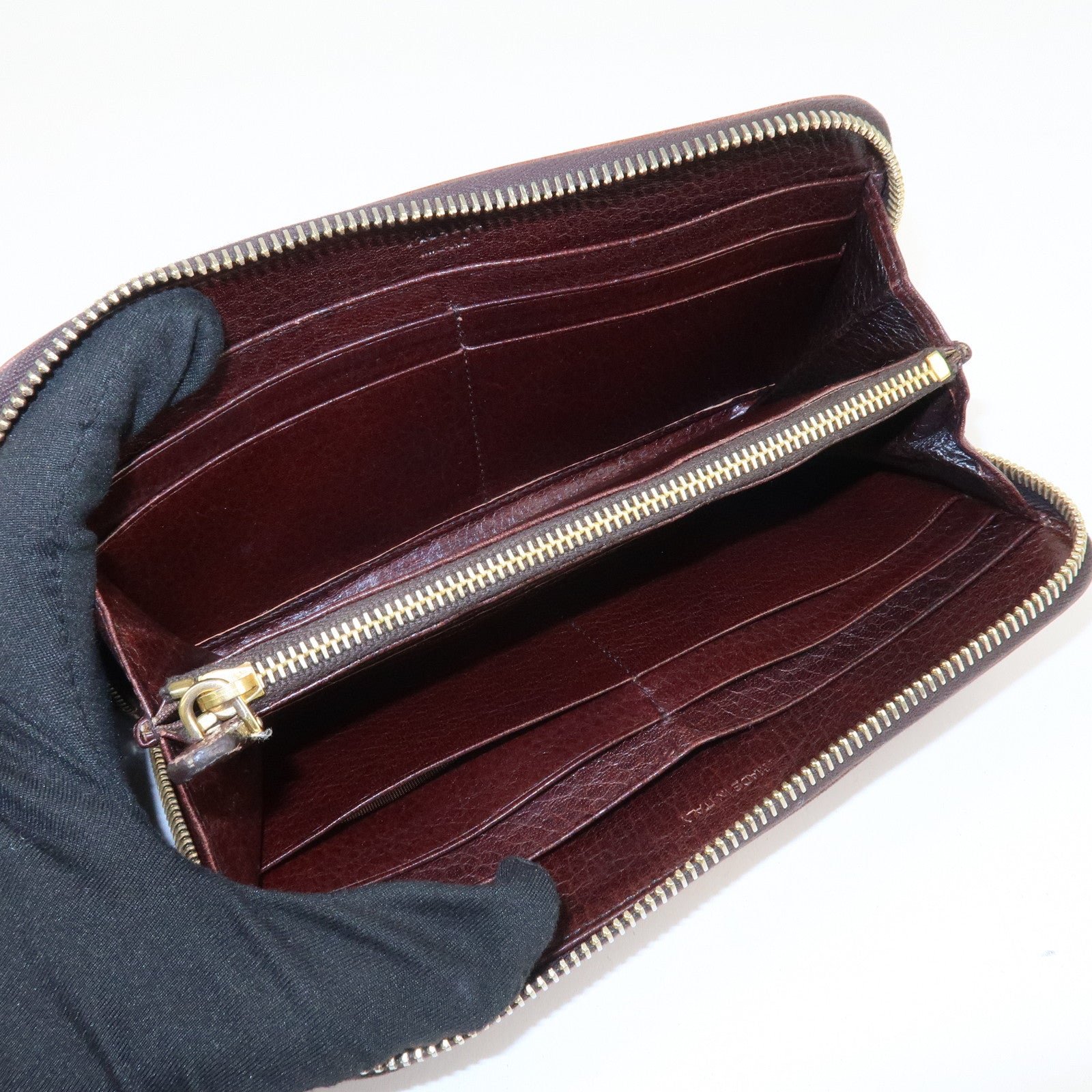 prada saffiano leather round zippy long wallet brown 1m0506 used prada saffiano leather round zippy long wallet brown 1m0506 used
