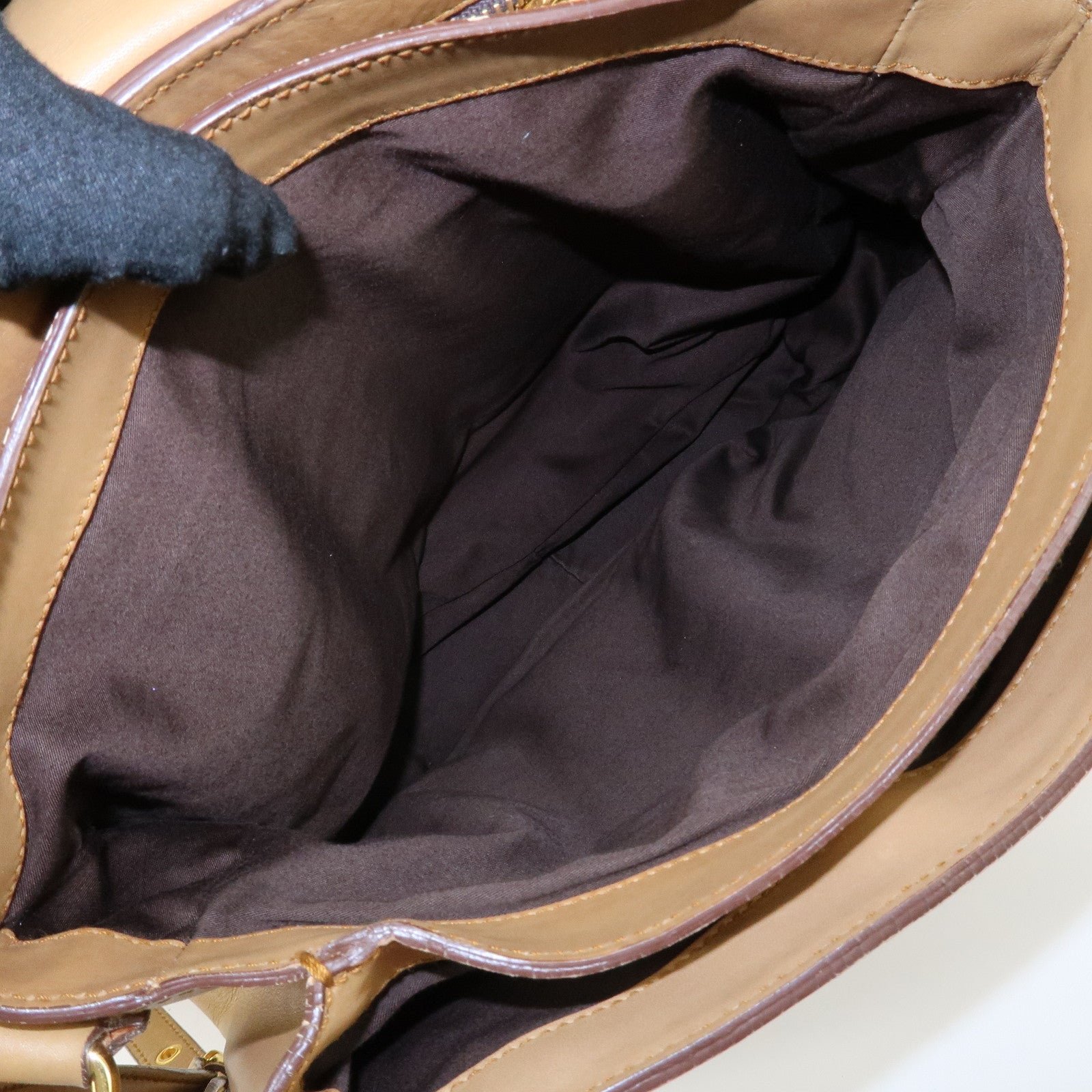miu miu leather 2way shoulder bag hand bag beige used miu miu leather 2way shoulder bag hand bag beige used