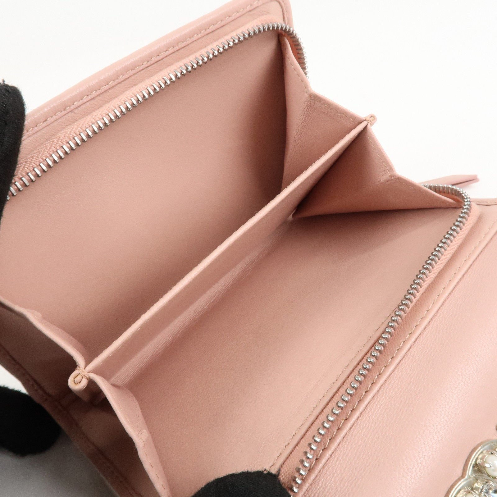 miu miu matelasse leather tri fold wallet pink used miu miu matelasse leather tri fold wallet pink used
