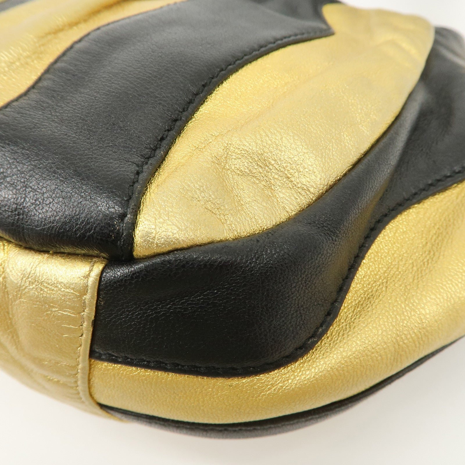 prada leather hand bag black gold hardware prada leather hand bag black gold hardware
