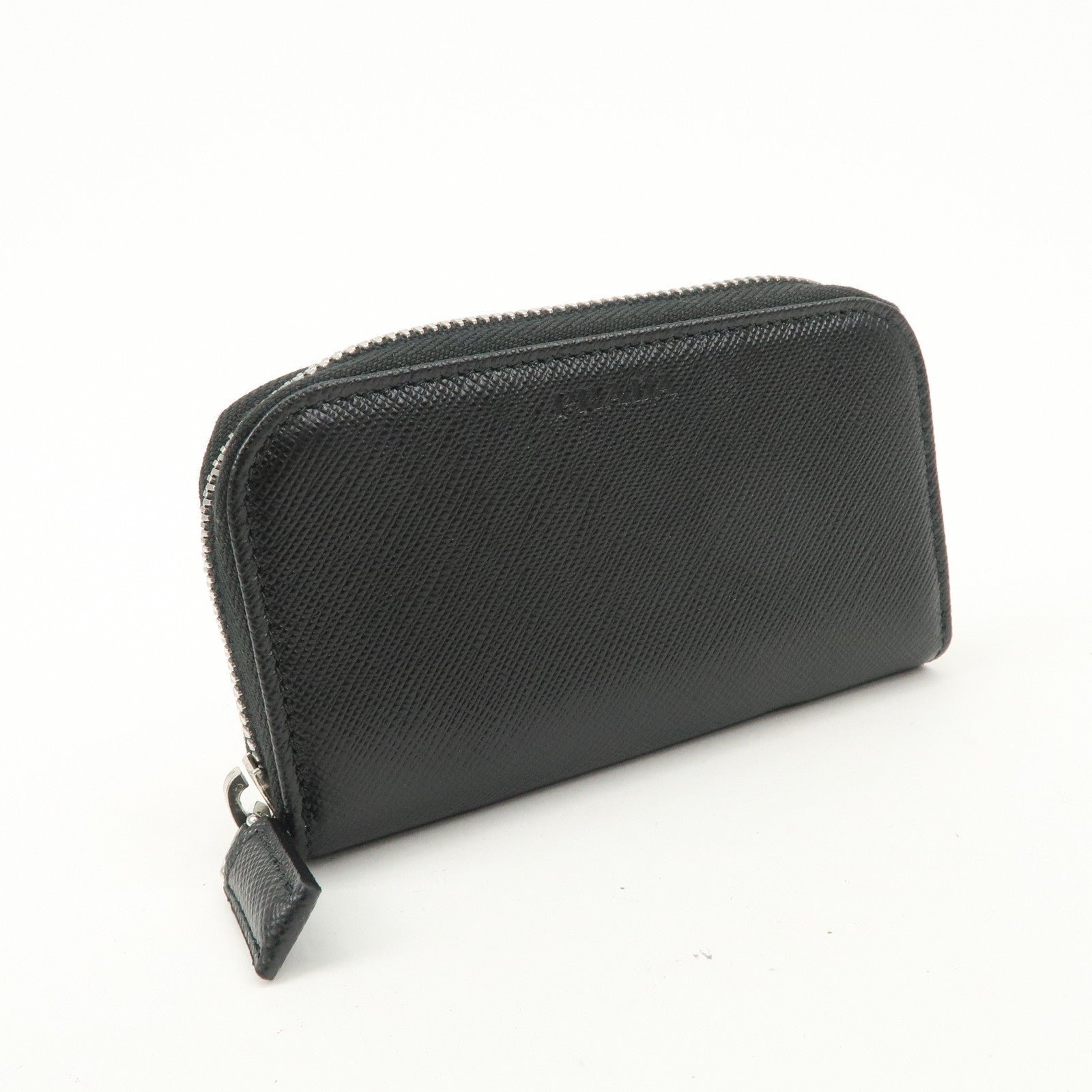 prada saffiano leather round zippy key case black 2pg604 used prada saffiano leather round zippy key case black 2pg604 used