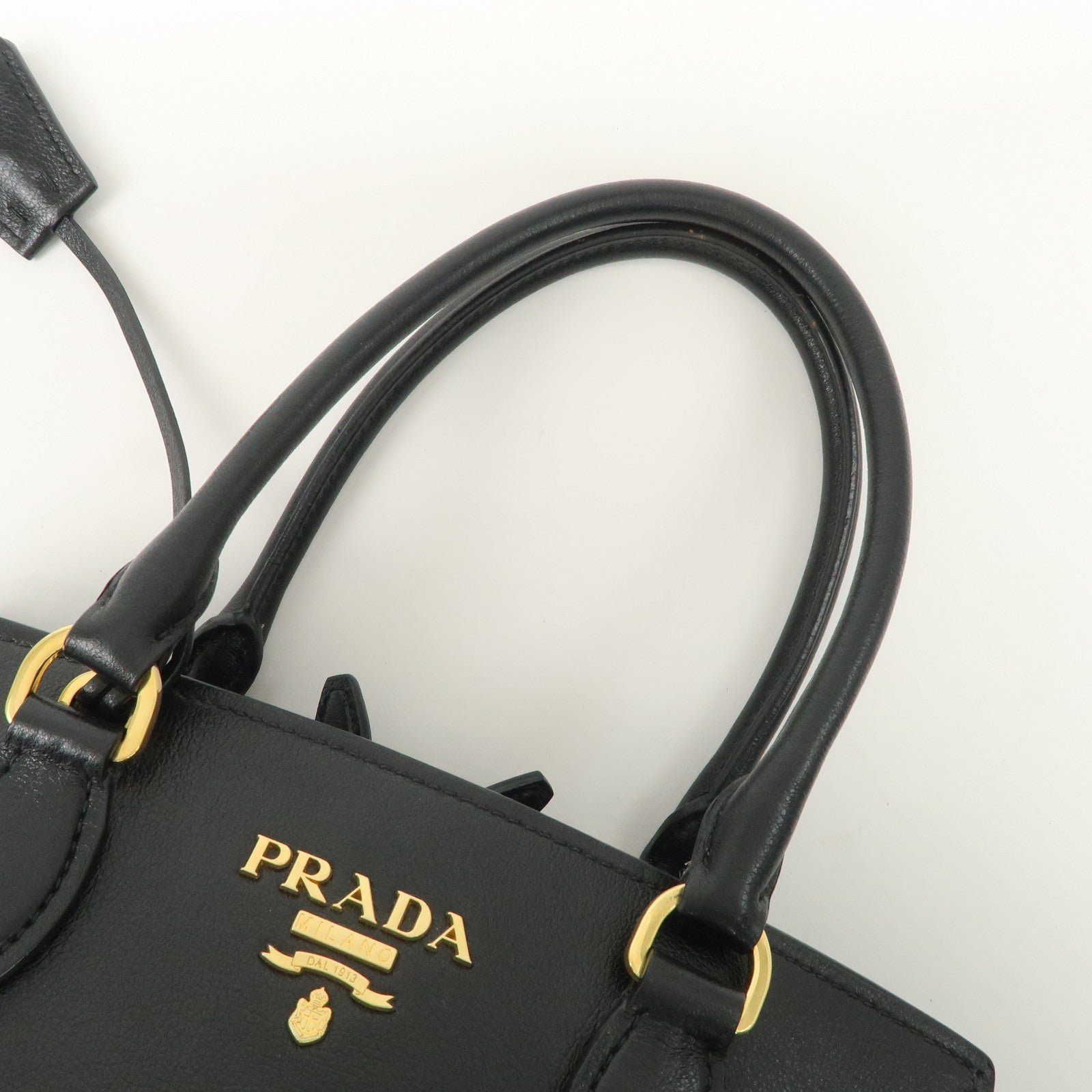 prada leather 2way bag hand bag black gold hardware used prada leather 2way bag hand bag black gold hardware used