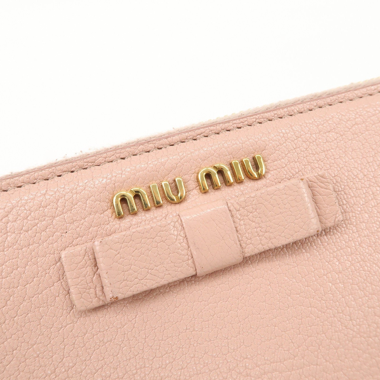 miu miu leather zip around wallet zippy wallet long wallet pink 5ml506 used miu miu leather zip around wallet zippy wallet long wallet pink 5ml506 used