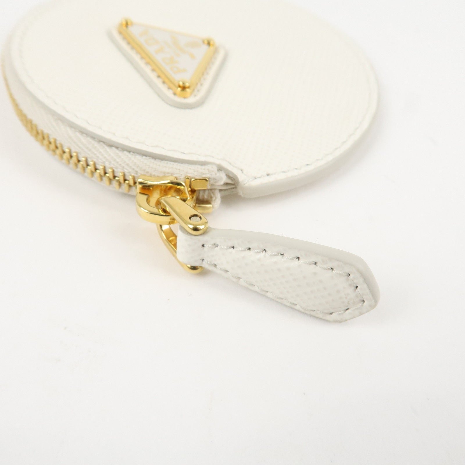 prada triangle logo saffiano leather coin case white 1mm006 used prada triangle logo saffiano leather coin case white 1mm006 used