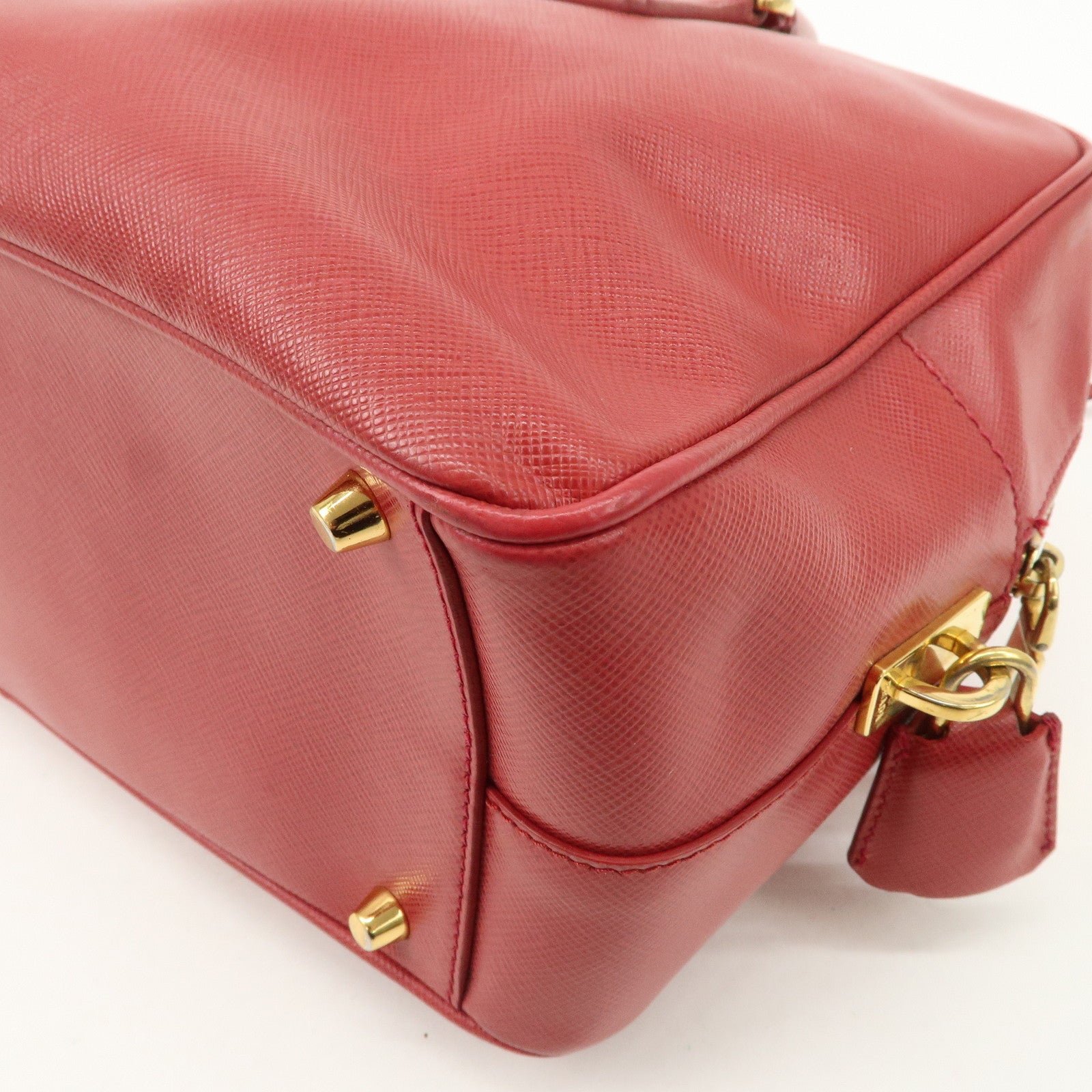 prada triangle logo saffiano leather boston bag hand bag red bl0095 used prada triangle logo saffiano leather boston bag hand bag red bl0095 used