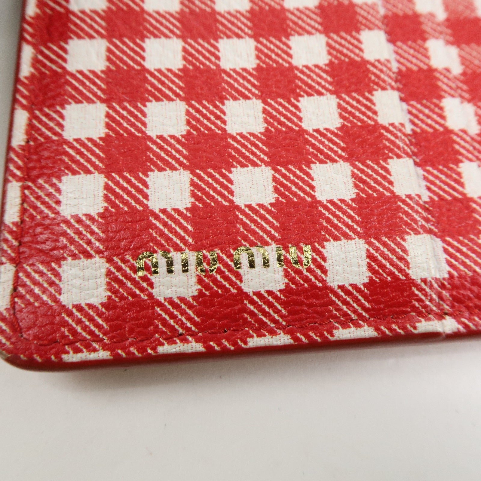 miu miu logo leather bi fold compact wallet red 5mv204 used miu miu logo leather bi fold compact wallet red 5mv204 used