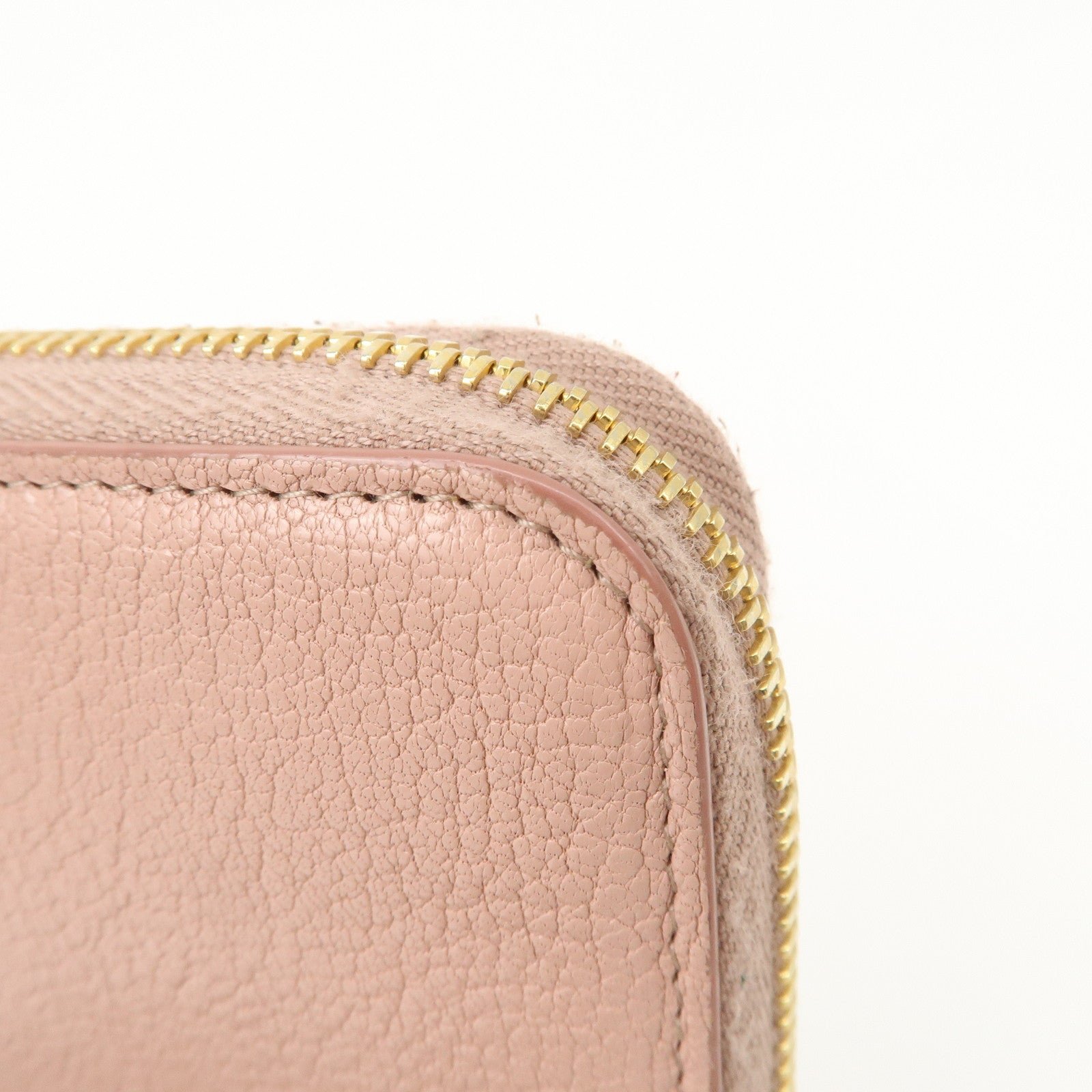miu miu leather zip around wallet zippy wallet long wallet pink 5ml506 used miu miu leather zip around wallet zippy wallet long wallet pink 5ml506 used