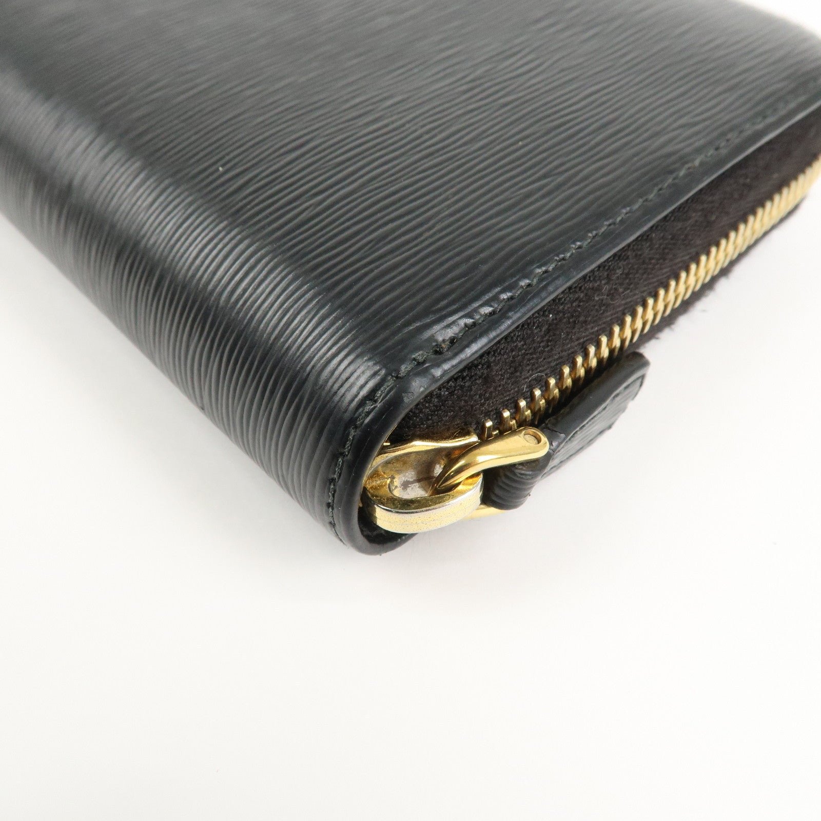 prada vitello move leather round zippy wallet black 1ml506 used prada vitello move leather round zippy wallet black 1ml506 used