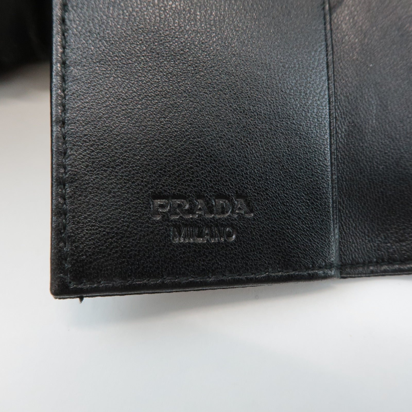 prada triangle logo nylon 6 key case key holder black m26x used prada triangle logo nylon 6 key case key holder black m26x used