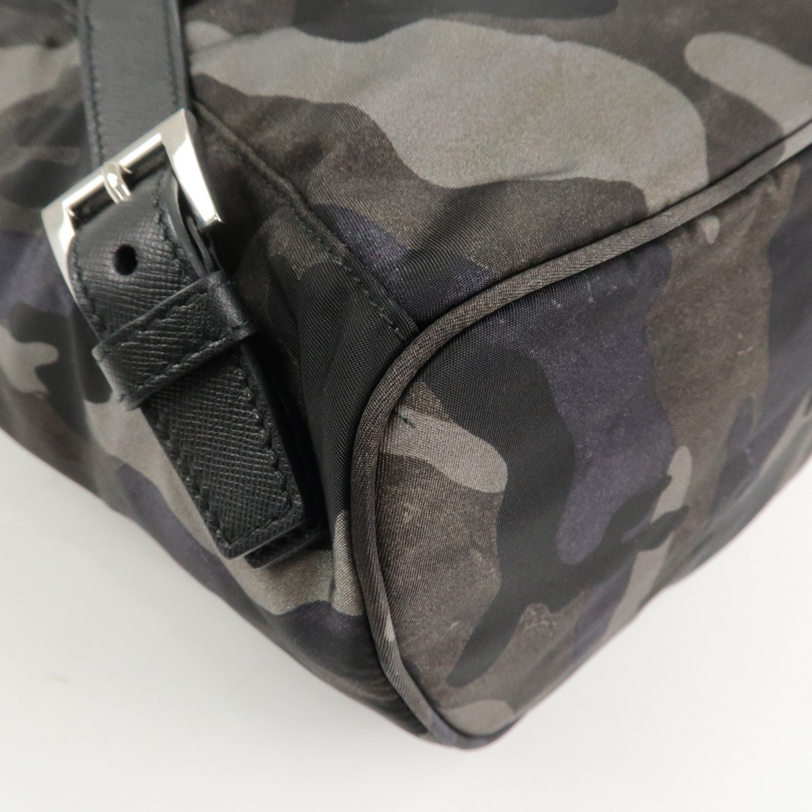 prada triangle logo nylon camouflage backpack ruck sack bz0032 prada triangle logo nylon camouflage backpack ruck sack bz0032