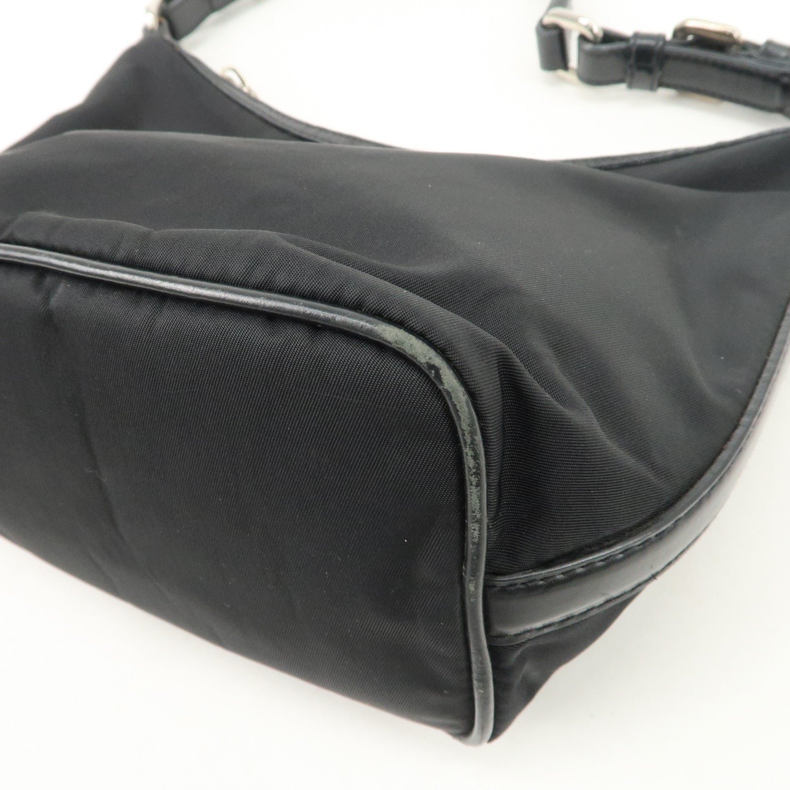 prada triangle logo nylon leather shoulder bag hand bag black br3121 used prada triangle logo nylon leather shoulder bag hand bag black br3121 used