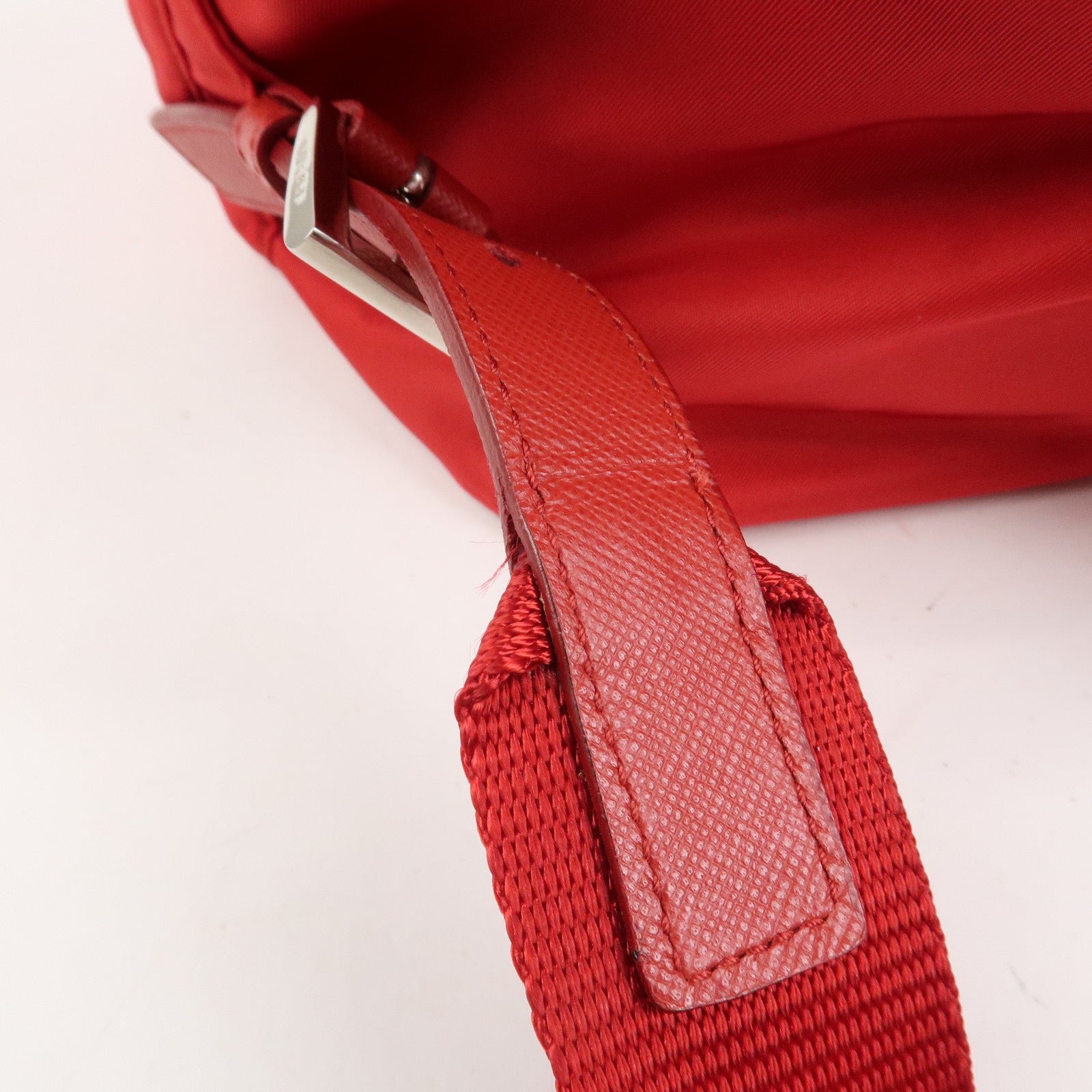 prada triangle logo nylon leather backpack ruck sack pink b6677 used prada triangle logo nylon leather backpack ruck sack pink b6677 used
