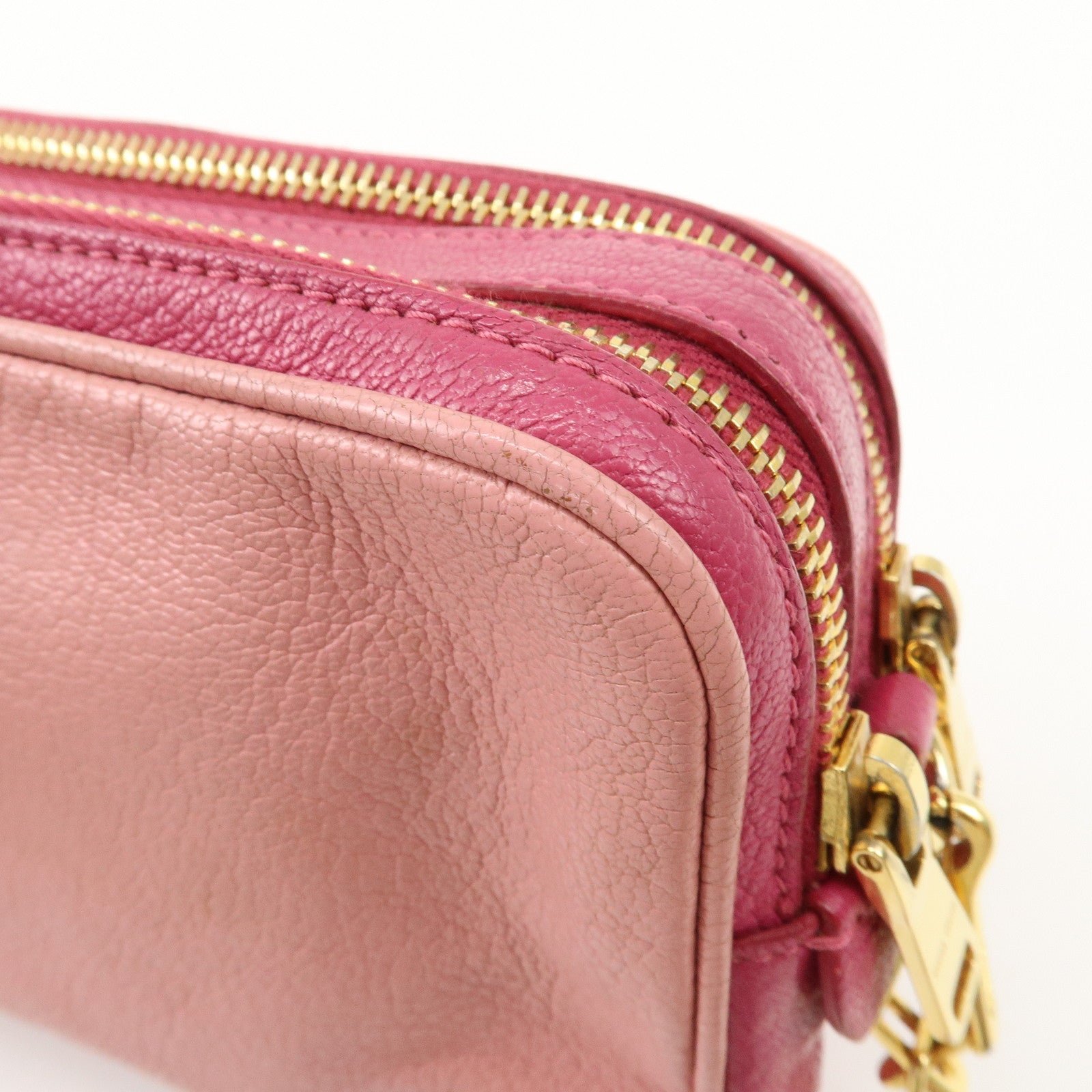 miu miu leather shoulder bag crossbody bag pink used miu miu leather shoulder bag crossbody bag pink used