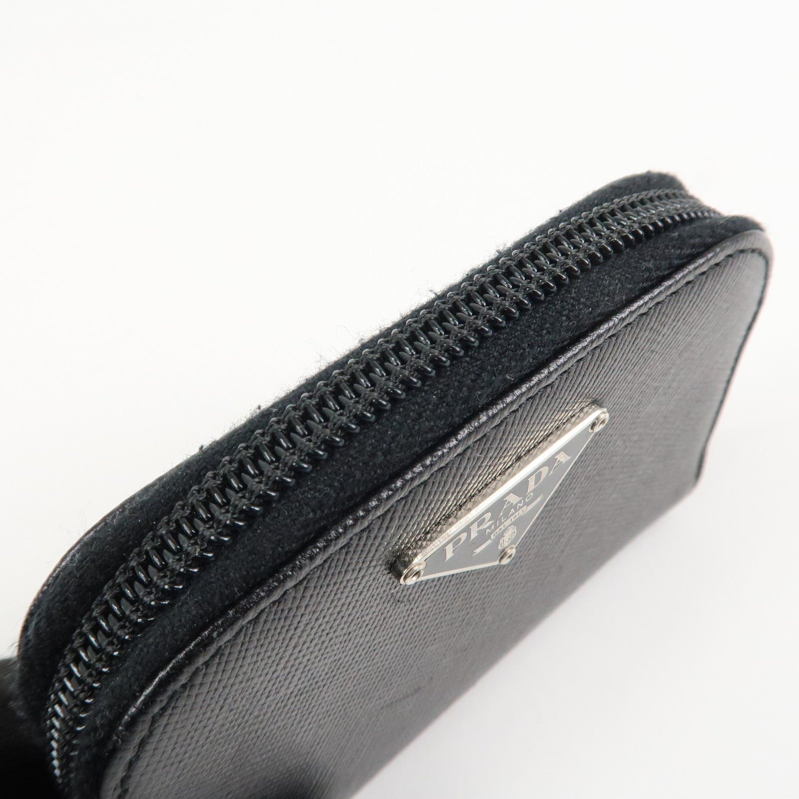 prada triangle logo saffiano leather round zippy coin case black prada triangle logo saffiano leather round zippy coin case black