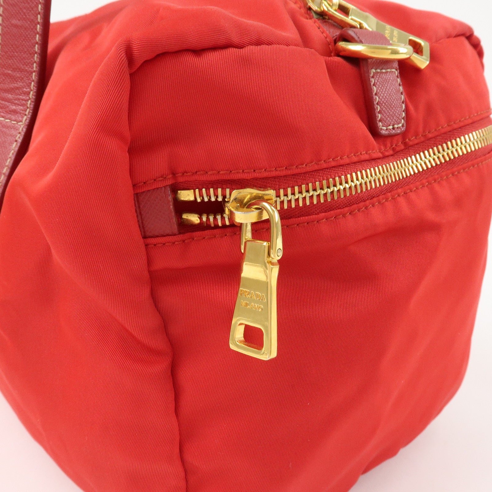 prada triangle logo nylon leather 2way shoulder bag hand bag red used prada triangle logo nylon leather 2way shoulder bag hand bag red used