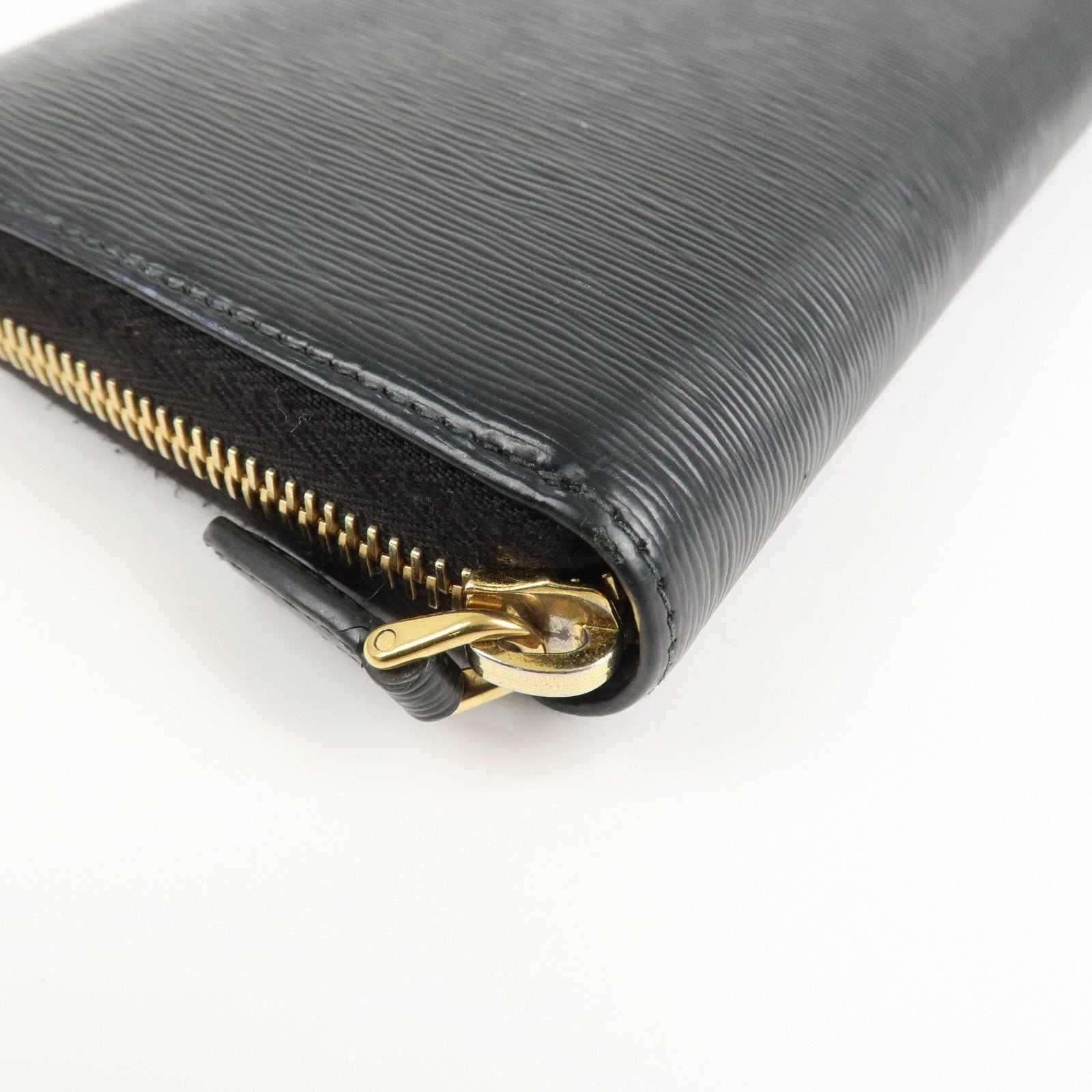 prada vitello move leather round zippy wallet black 1ml506 used prada vitello move leather round zippy wallet black 1ml506 used