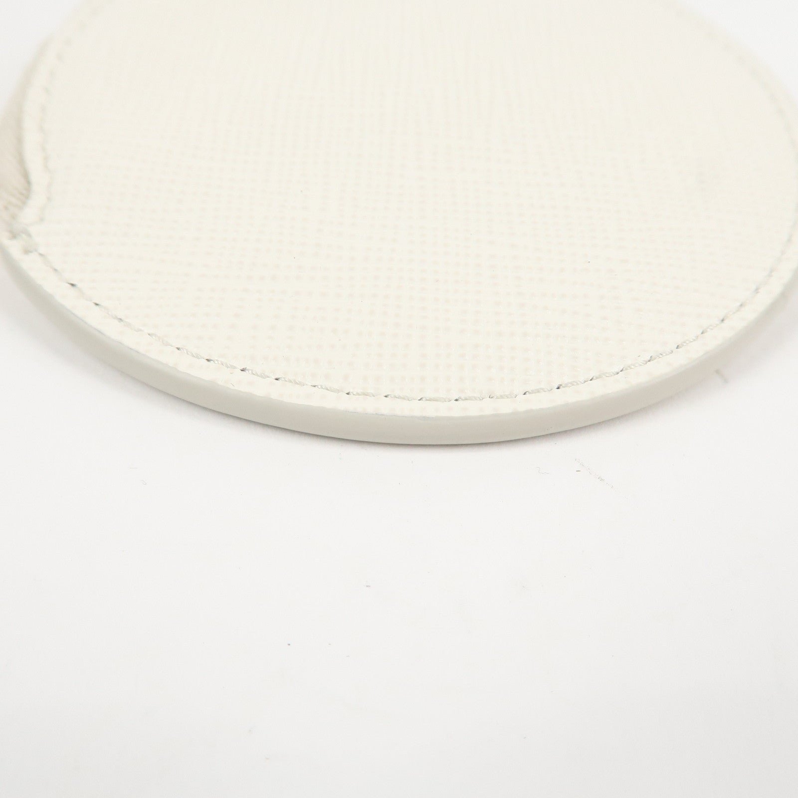 prada triangle logo saffiano leather coin case white 1mm006 used prada triangle logo saffiano leather coin case white 1mm006 used