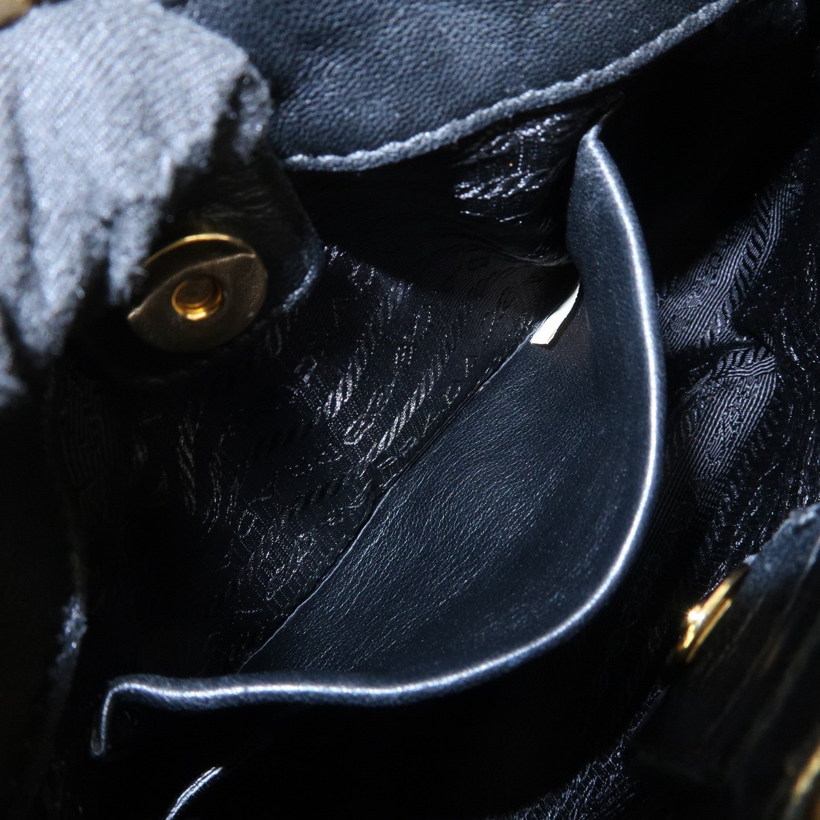 prada leather hand bag black gold hardware prada leather hand bag black gold hardware
