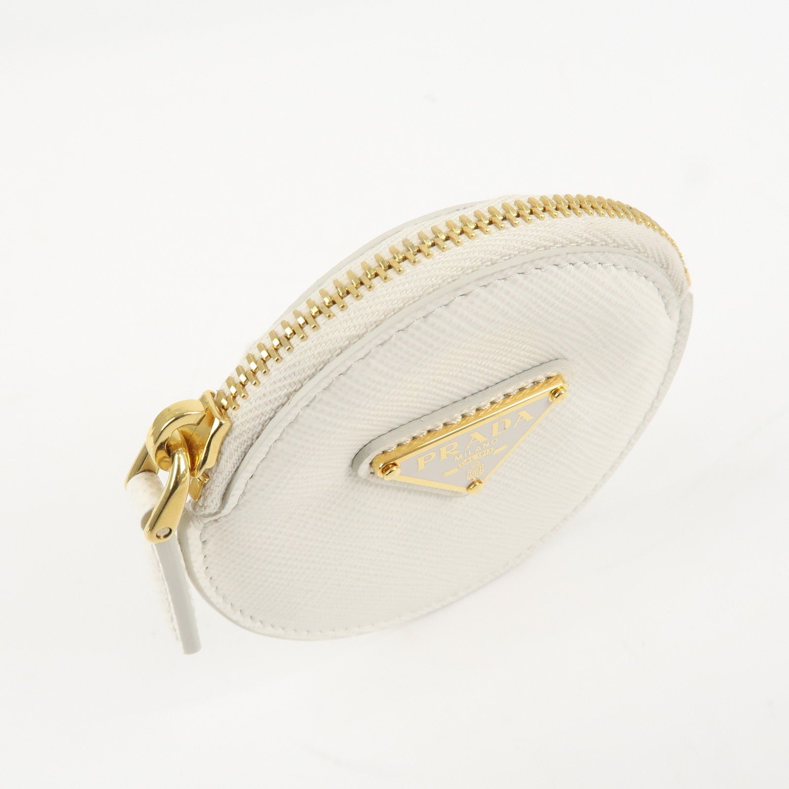 prada triangle logo saffiano leather coin case white 1mm006 used prada triangle logo saffiano leather coin case white 1mm006 used