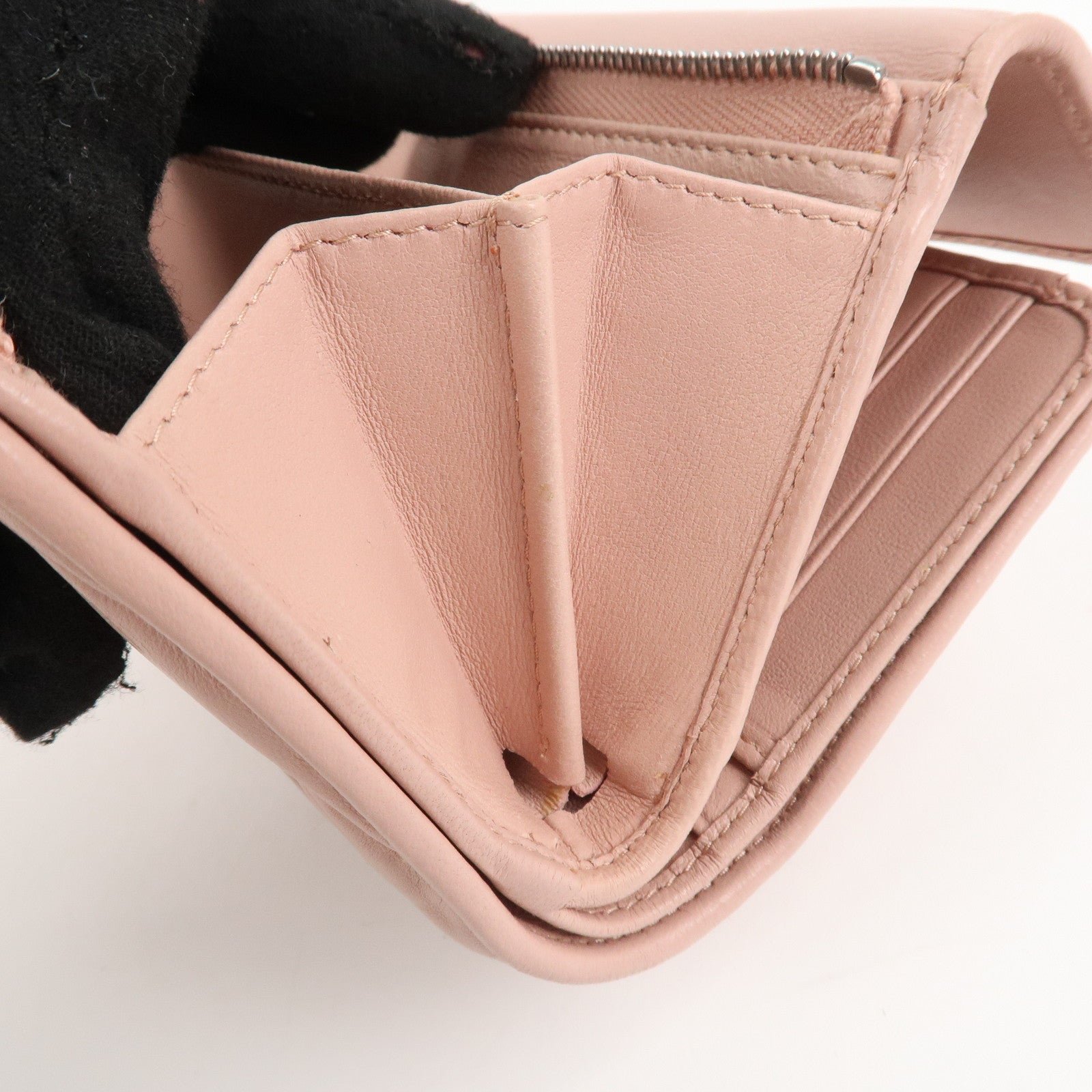 miu miu matelasse leather tri fold wallet pink used miu miu matelasse leather tri fold wallet pink used