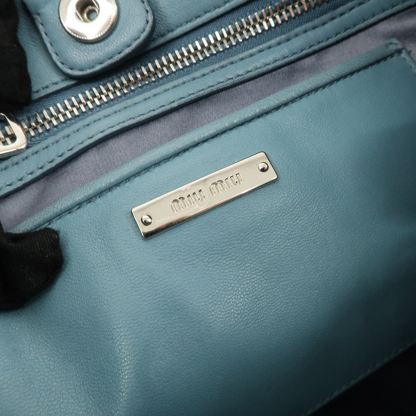 miu miu matelasse nappa crystal leather 2way bag rn0958 used miu miu matelasse nappa crystal leather 2way bag rn0958 used