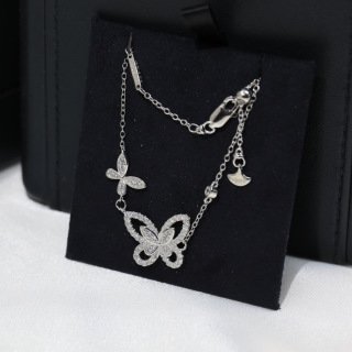 double butterfly silhouette diamond pendant double butterfly silhouette diamond pendant