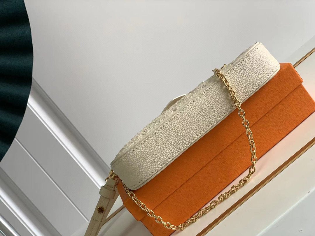 easy pouch on strap easy pouch on strap