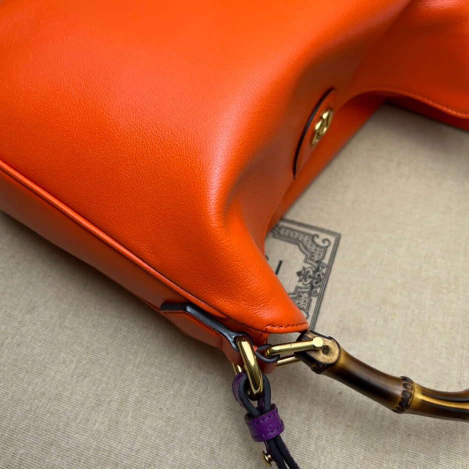 gucci diana medium shoulder bag gucci diana medium shoulder bag