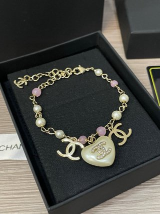 custom made chanel pearl bracelet custom made chanel pearl bracelet
