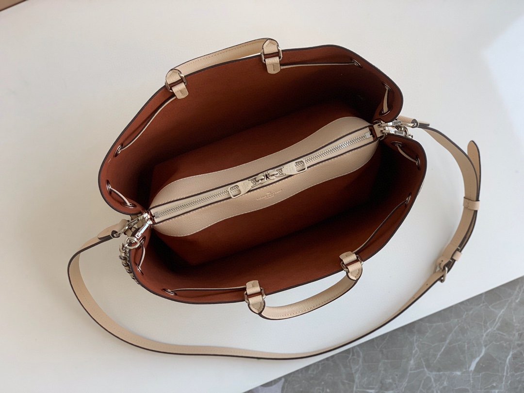 bella tote bella tote