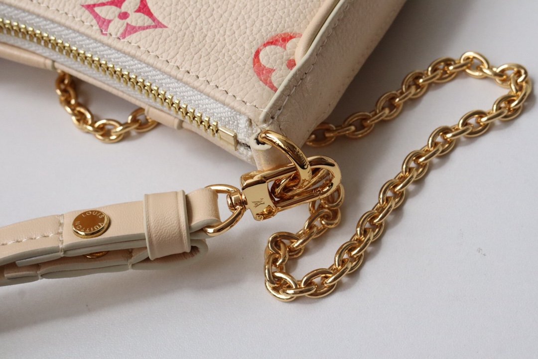 easy pouch on strap easy pouch on strap