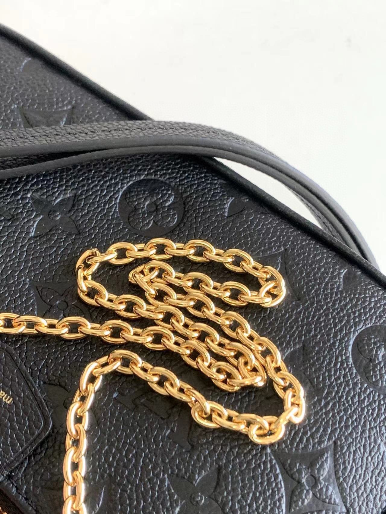 easy pouch on strap easy pouch on strap