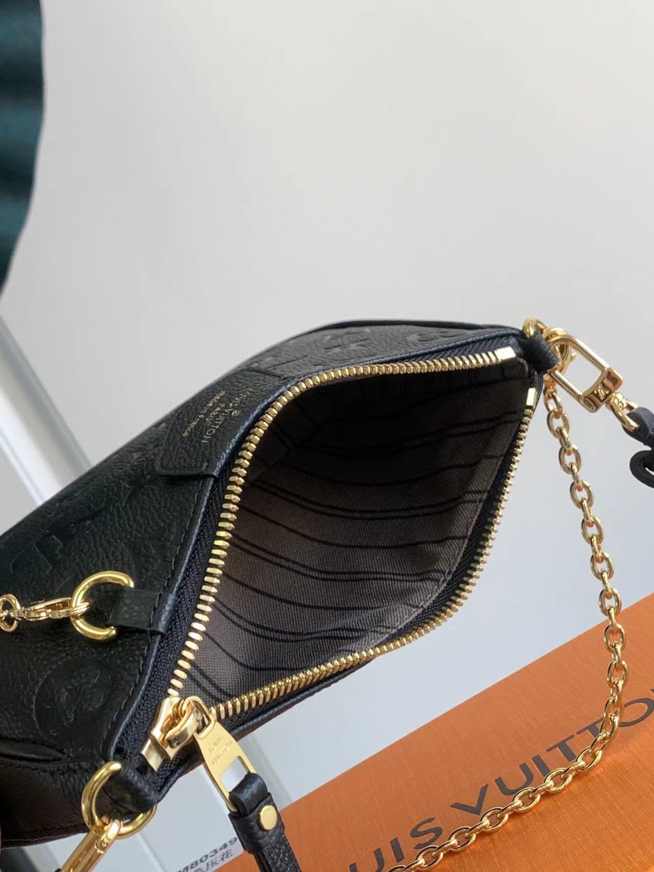 easy pouch on strap easy pouch on strap
