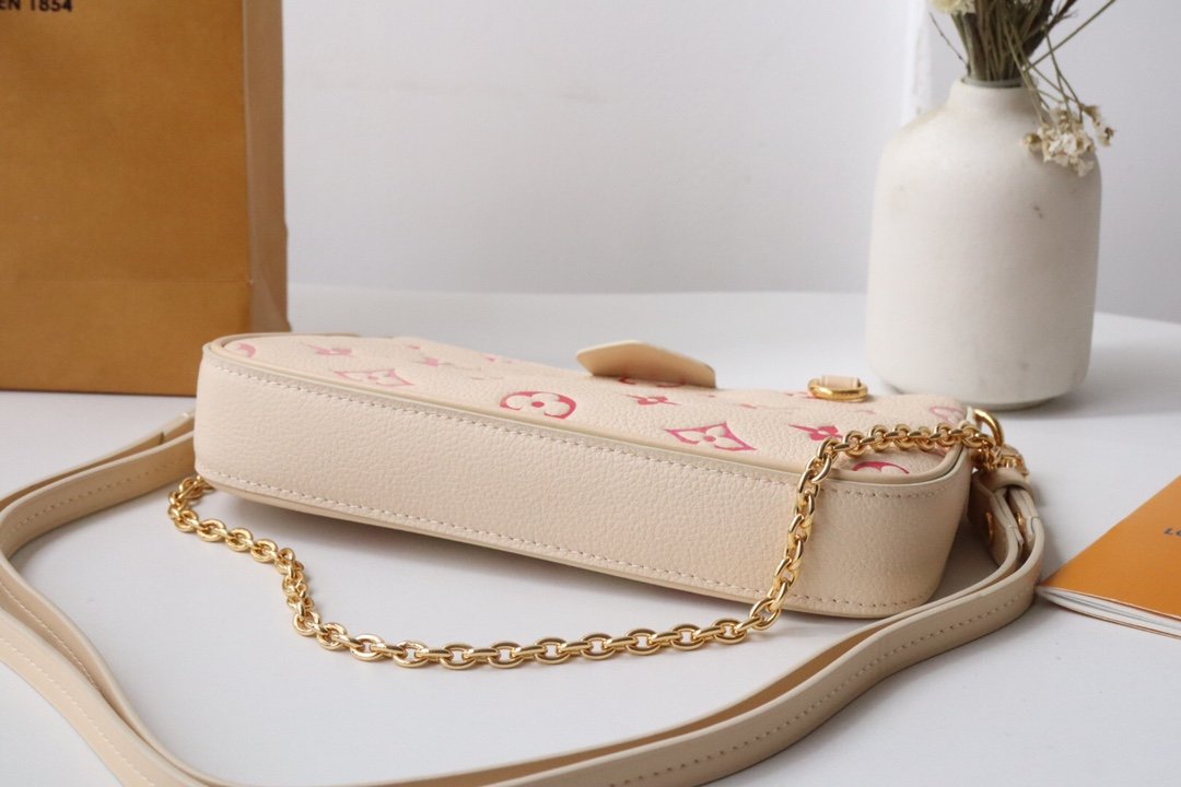 easy pouch on strap easy pouch on strap