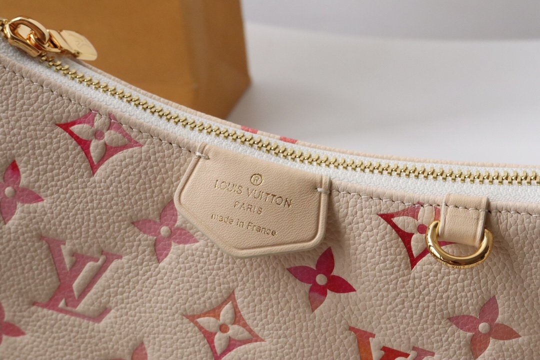 easy pouch on strap easy pouch on strap