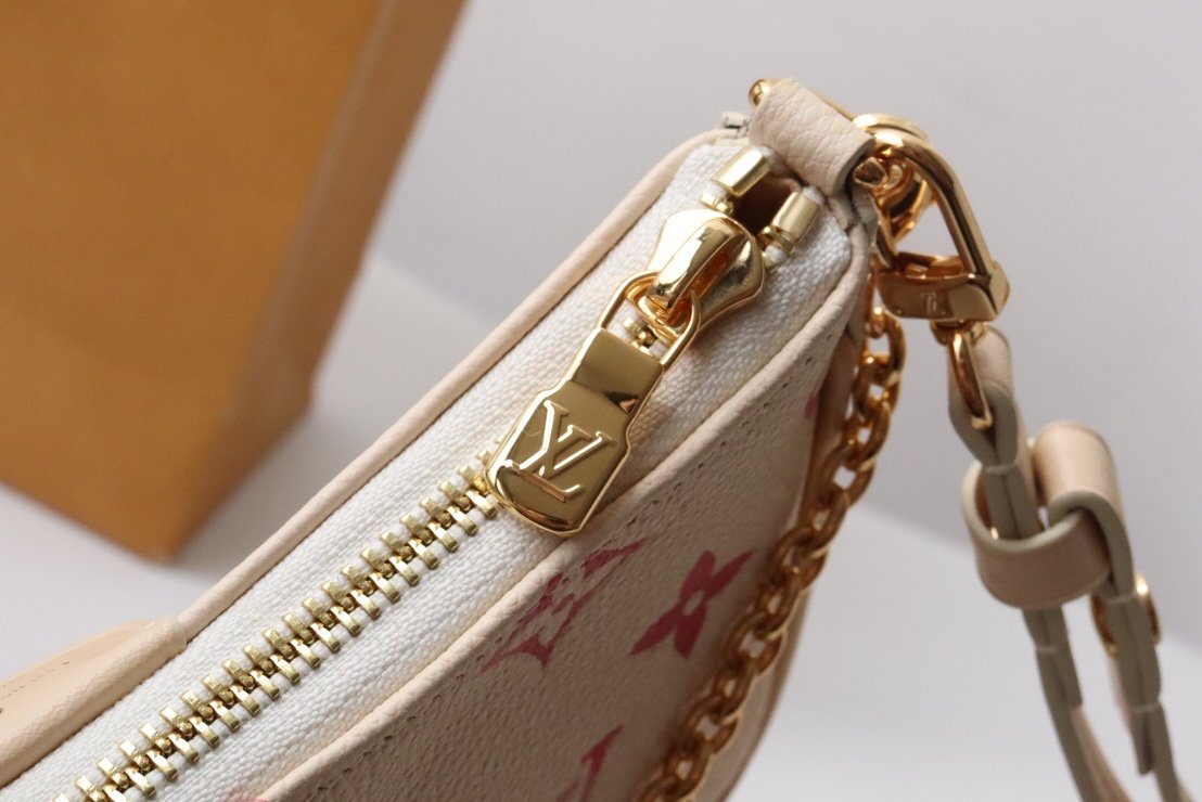easy pouch on strap easy pouch on strap