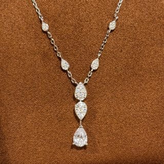 joséphine ronde d'aigrettes 1 carat pendant joséphine ronde d'aigrettes 1 carat pendant
