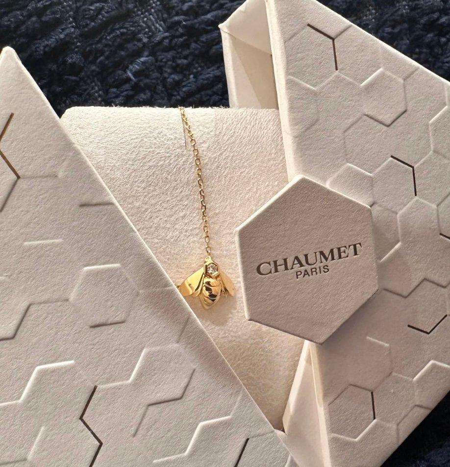 bee de chaumet pendant bee de chaumet pendant