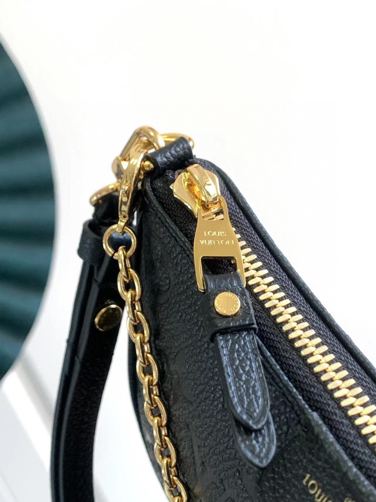 easy pouch on strap easy pouch on strap