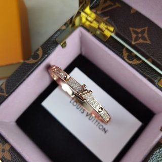 empreinte medium bangle, white gold and diamonds empreinte medium bangle, white gold and diamonds