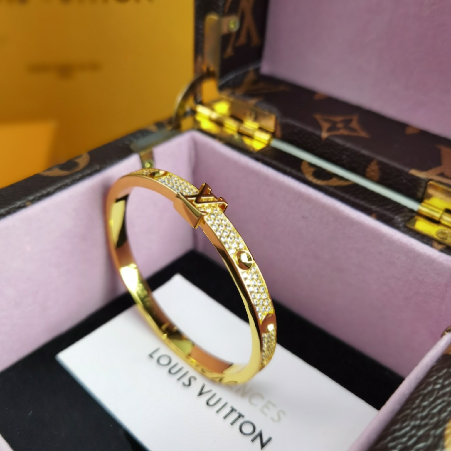 empreinte medium bangle, white gold and diamonds empreinte medium bangle, white gold and diamonds