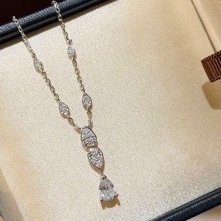 joséphine ronde d'aigrettes 1 carat pendant joséphine ronde d'aigrettes 1 carat pendant